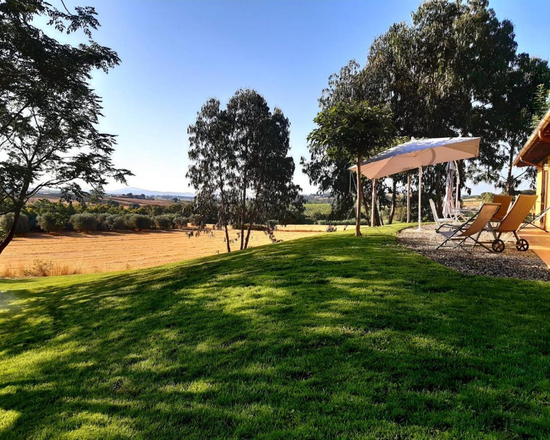 Agriturismo La Sorgente Фонтебланда Екстер'єр фото