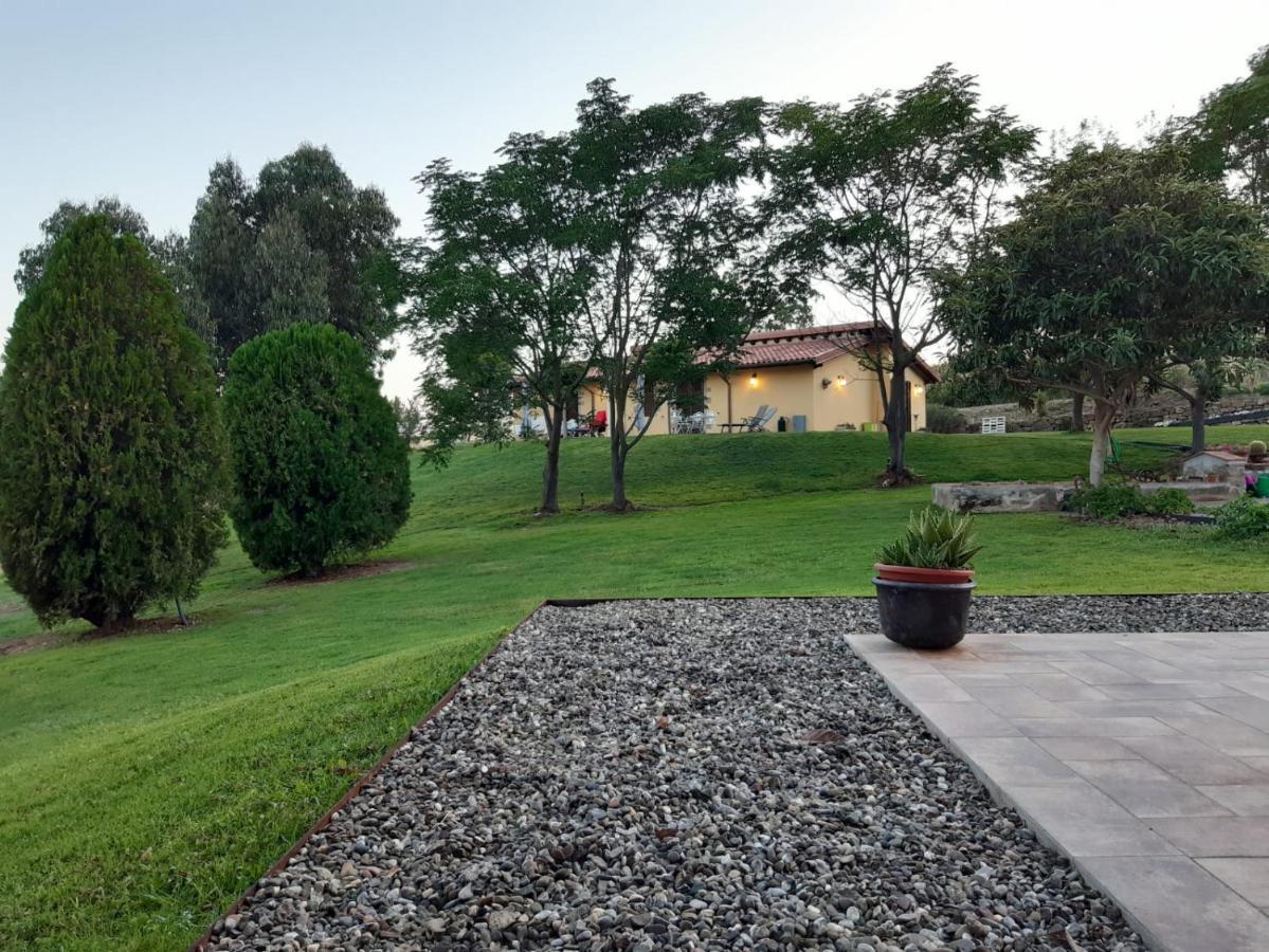 Agriturismo La Sorgente Фонтебланда Екстер'єр фото